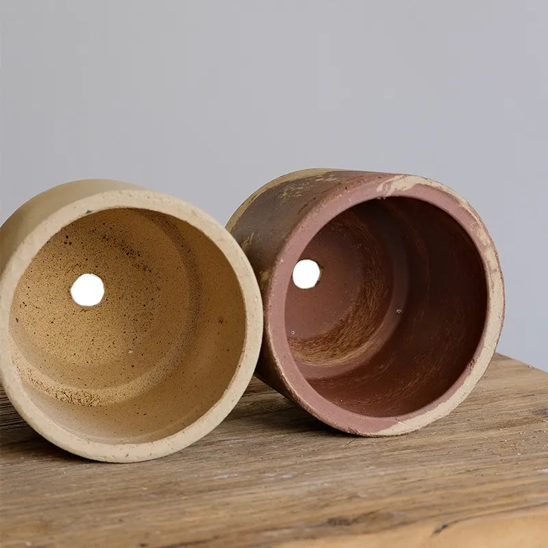 Nipots Terracotta Clay Pot - Detailed View of Drainage Hole Design for Optimal Plant Health
