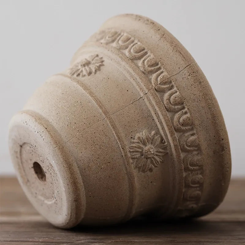 Nipots Terracotta Clay Pot - Detailed View of Drainage Hole Design for Optimal Plant Health