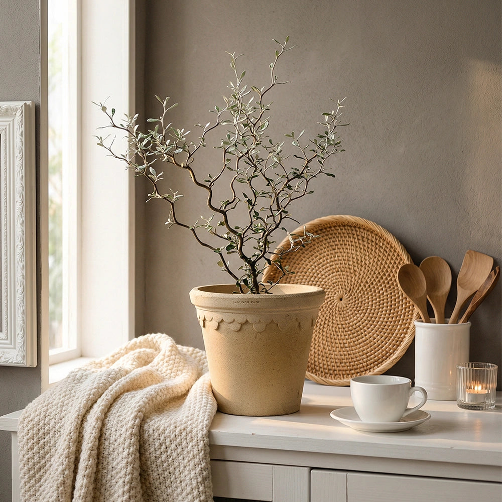 Castle Pot White