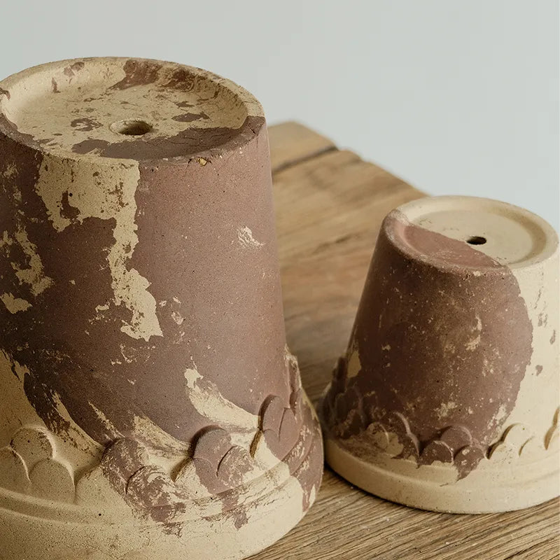 Nipots Terracotta Clay Pot - Detailed View of Drainage Hole Design for Optimal Plant Health