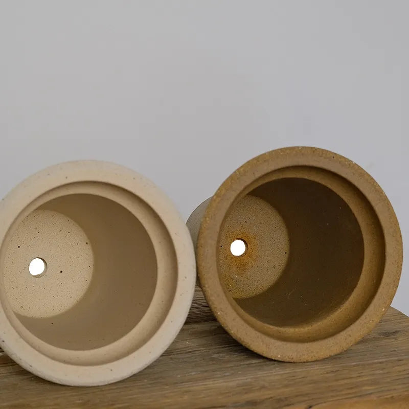 Gardener Tower Pot White